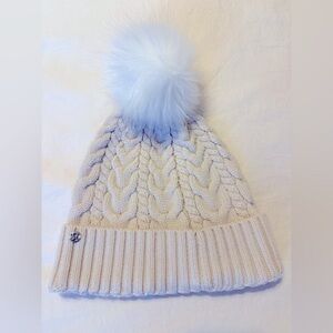 LULULEMON Cable-Knit Pom-Pom Beanie